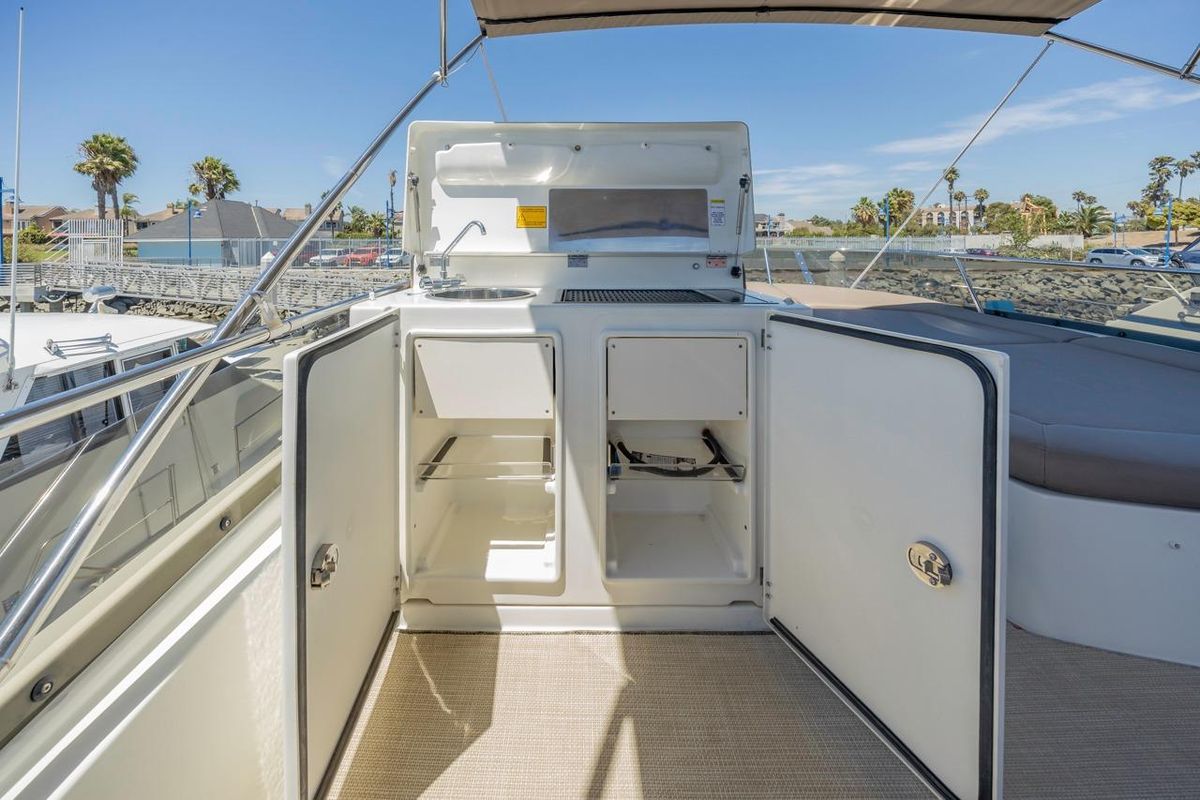 2015 Prestige 50 