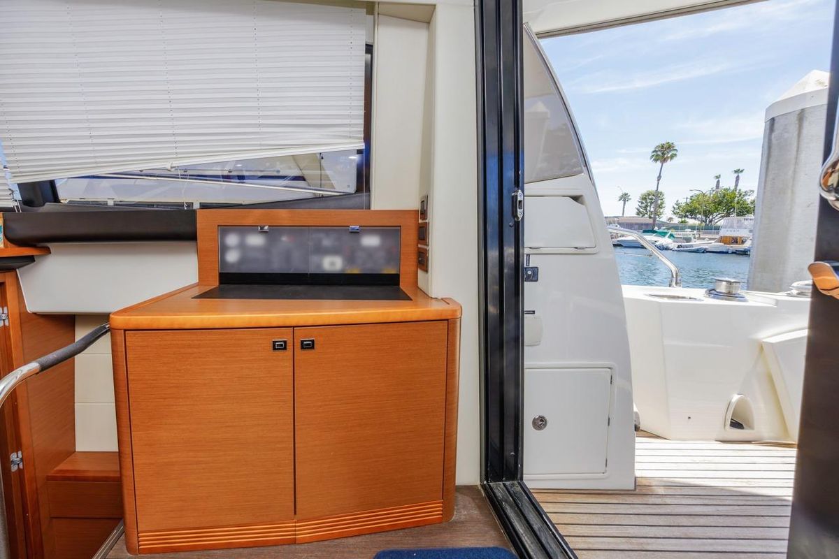 2015 Prestige 50 