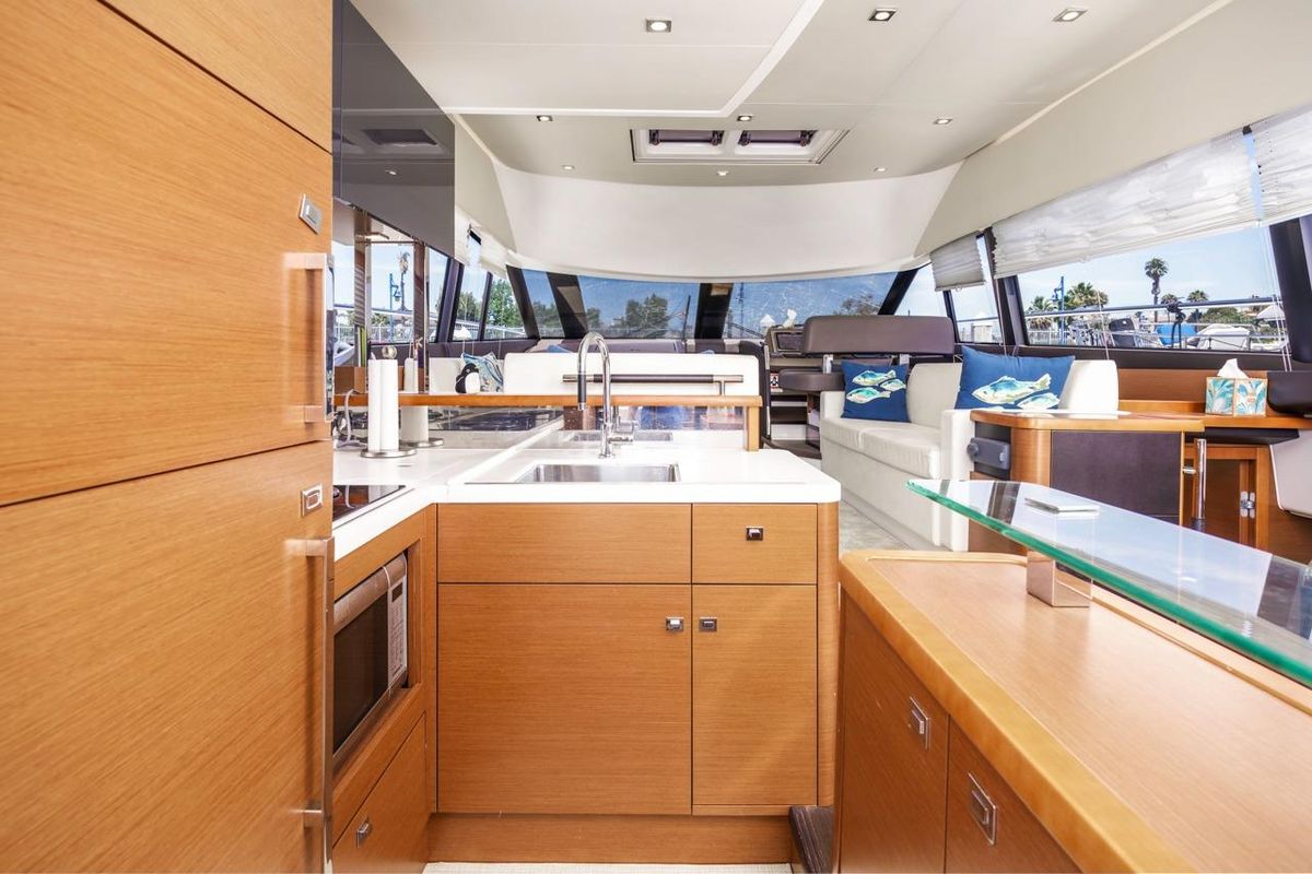 2015 Prestige 50 