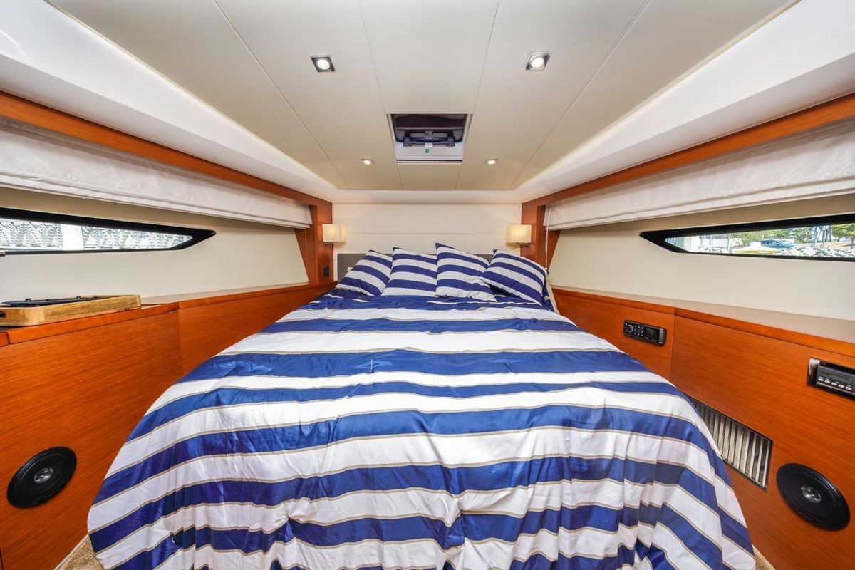 2015 Prestige 50 