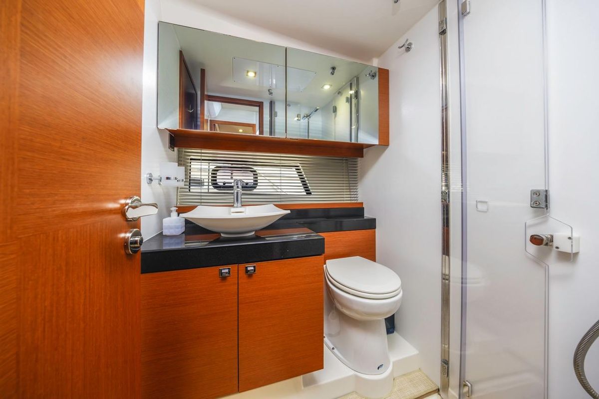2015 Prestige 50 