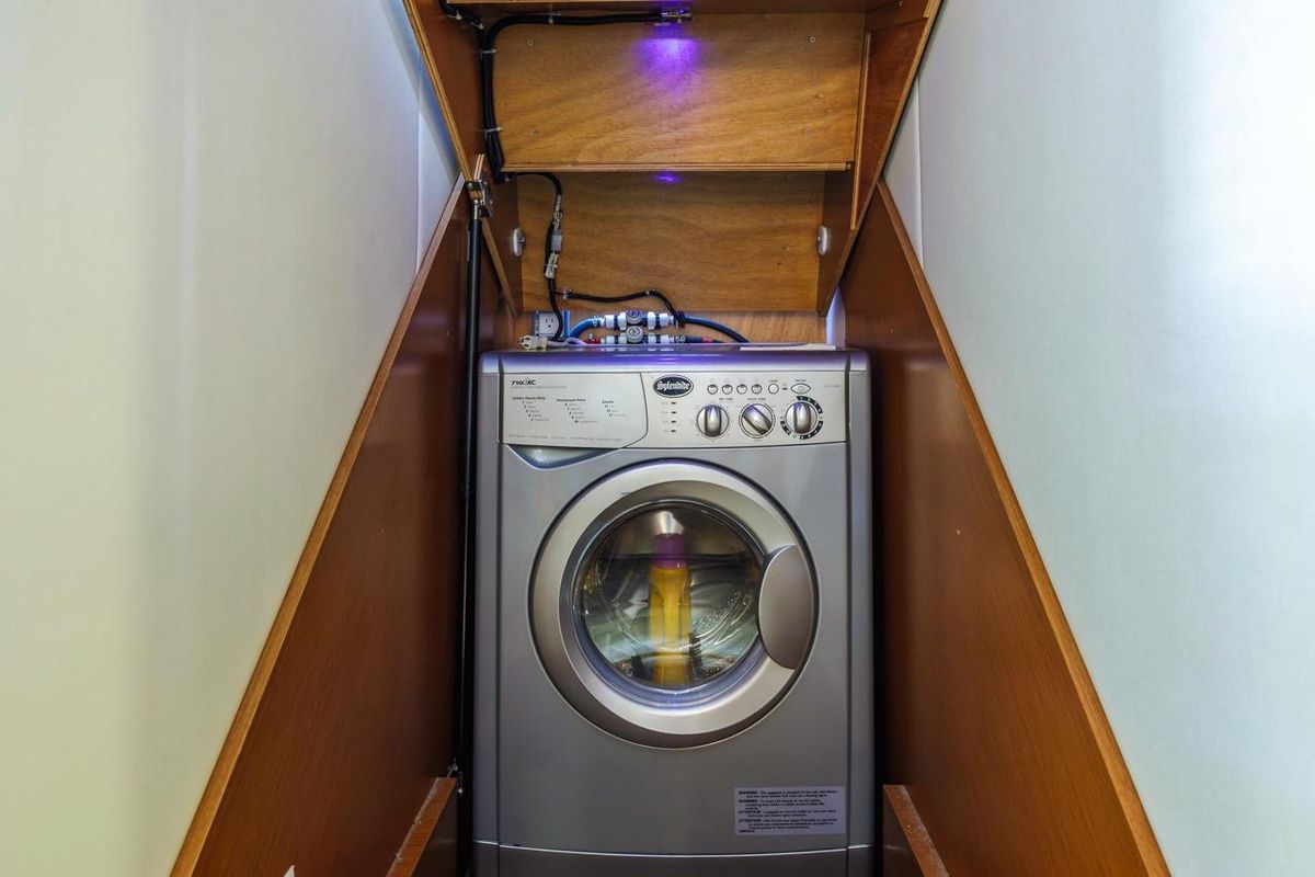 2015 Prestige 50 