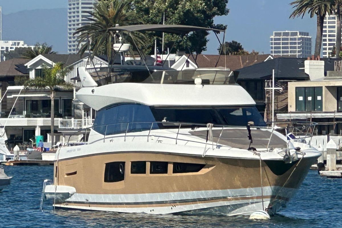 2015 Prestige 50 