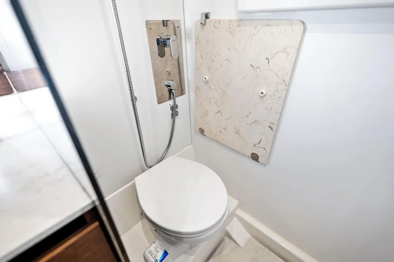 Karen Ann III Yacht Photos Pics 