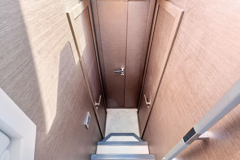 Karen Ann III Yacht Photos Pics 