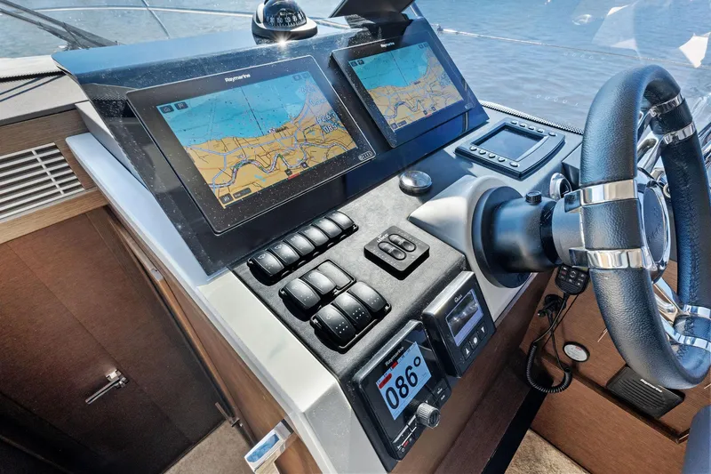 Karen Ann III Yacht Photos Pics 