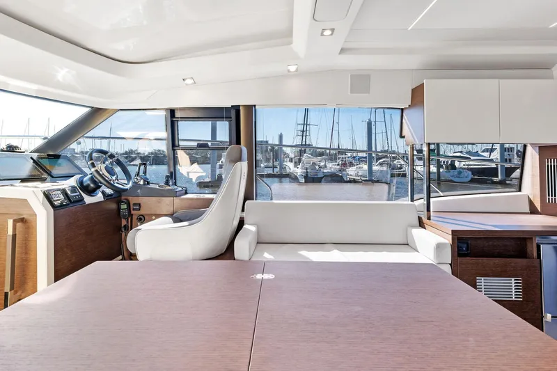 Karen Ann III Yacht Photos Pics 