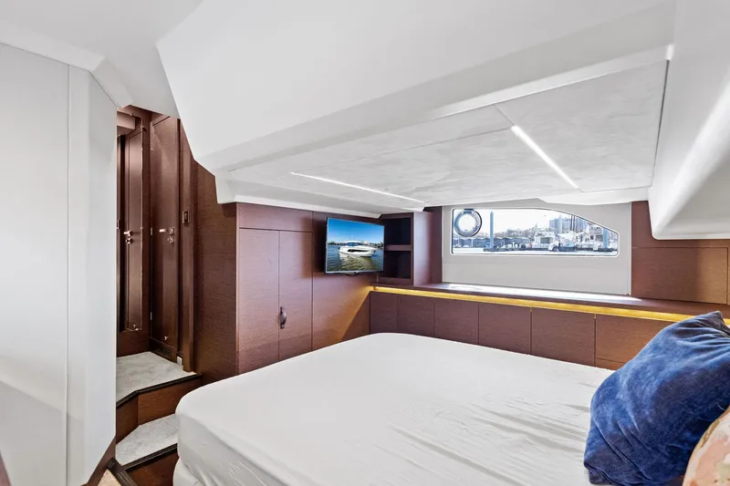 Karen Ann III Yacht Photos Pics 