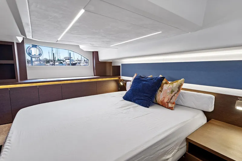 Karen Ann III Yacht Photos Pics 