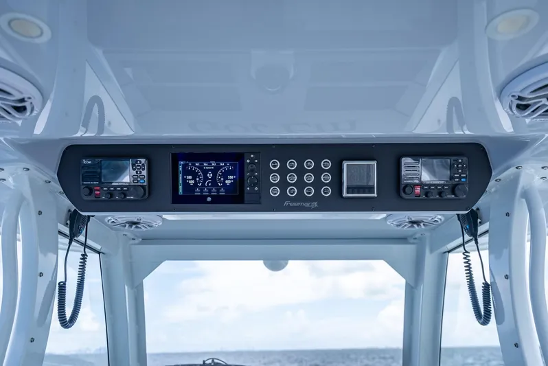  Yacht Photos Pics Freeman 43 boat dashboard with modern navigation and communication equipment, 2023 model.