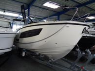 2023 Quicksilver Activ 875 Sundeck