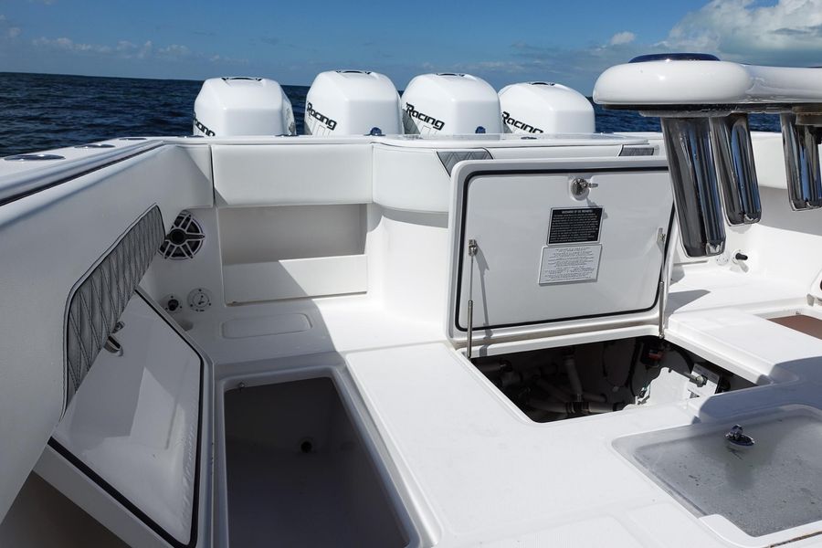 2018 Invincible 42 Open Fisherman