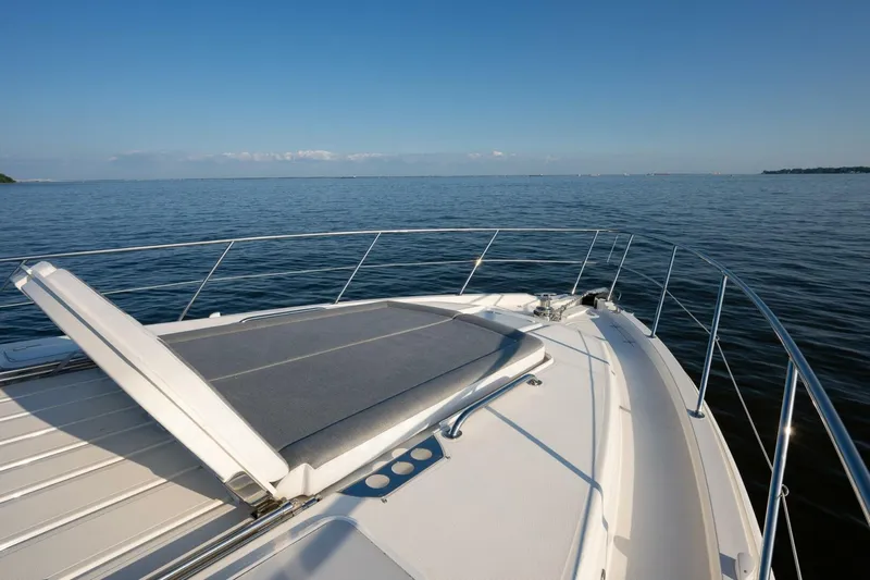 Greyhound Yacht Photos Pics 2020 Riviera 5400 Sport Yacht Platinum Edition - Image 10