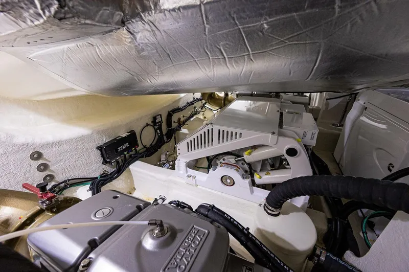 Greyhound Yacht Photos Pics 2020 Riviera 5400 Sport Yacht Platinum Edition - Image 89