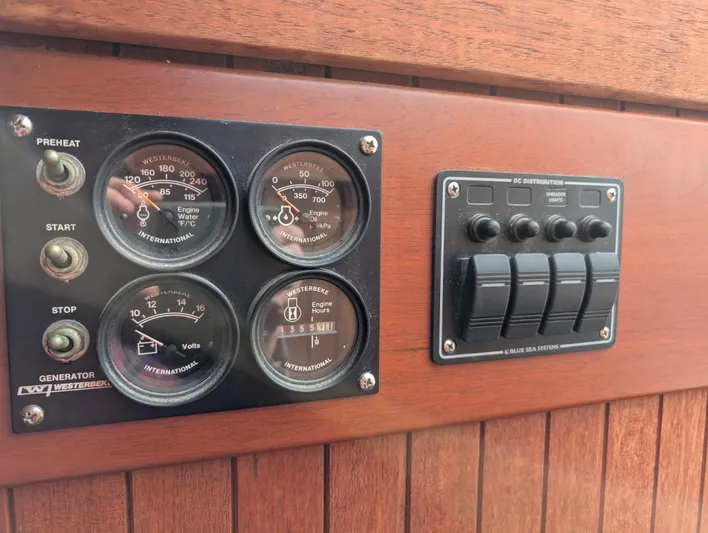 Voodoo Child Yacht Photos Pics 