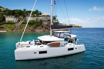 Lagoon 42