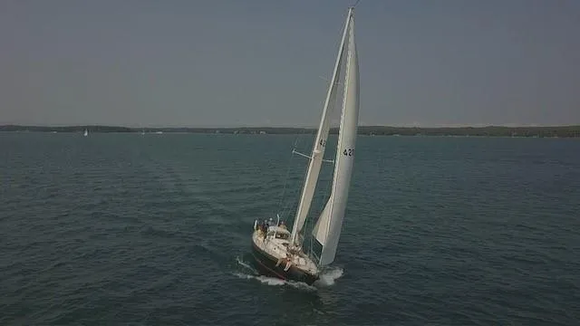 Landslide Yacht Photos Pics 