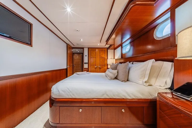 Just Enough Yacht Photos Pics Luxurious bedroom interior of 2012 Ares Custom Marine Custom 141 yacht.