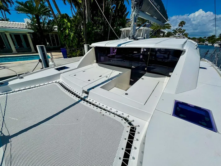 Voyager Yacht Photos Pics 