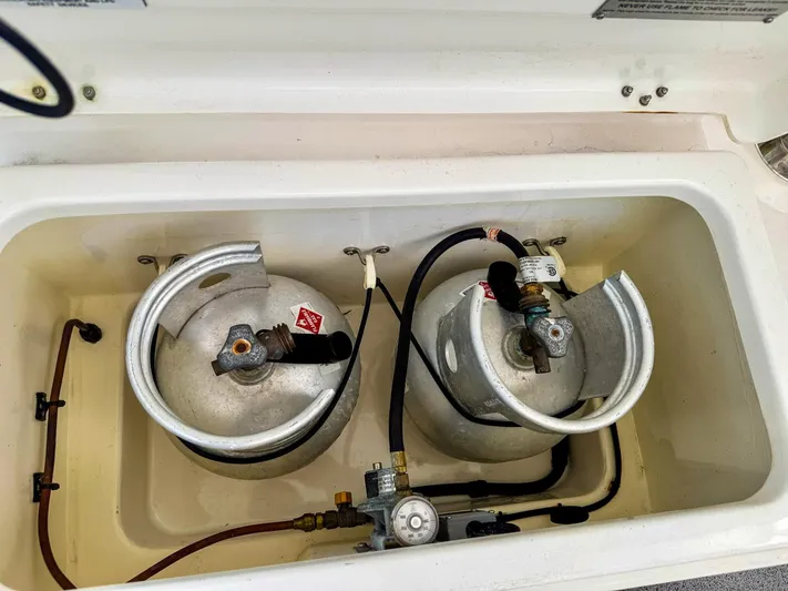 Voyager Yacht Photos Pics 