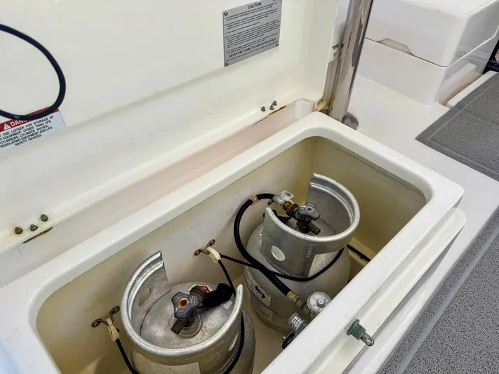 Voyager Yacht Photos Pics 