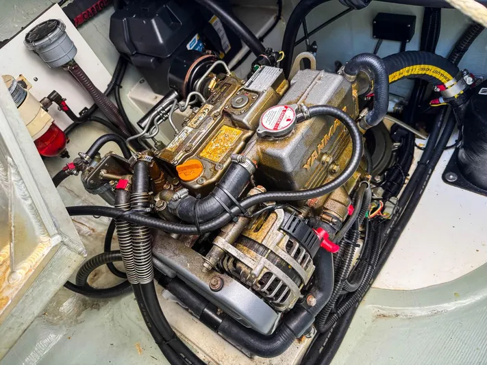 Voyager Yacht Photos Pics 