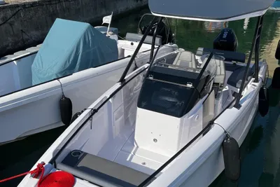 2023 Axopar 22 T - Top