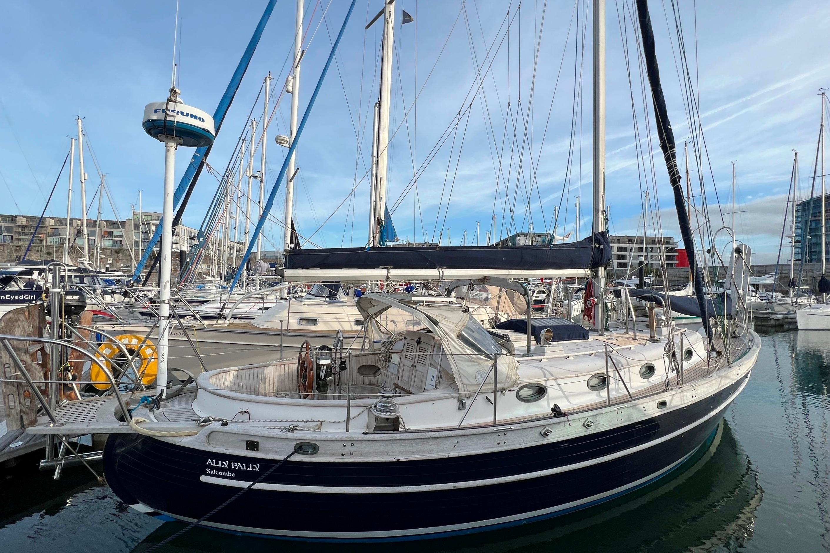 1985 Hans Christian 36