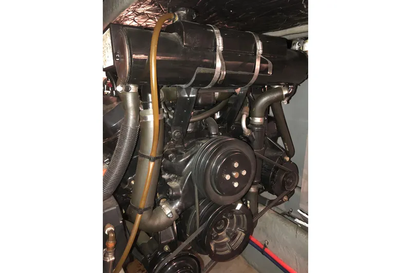  Yacht Photos Pics Engine compartment of a 1997 Sea Ray 370 Aft Cabin boat.