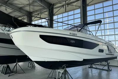 2023 Beneteau Flyer 9 SUNdeck