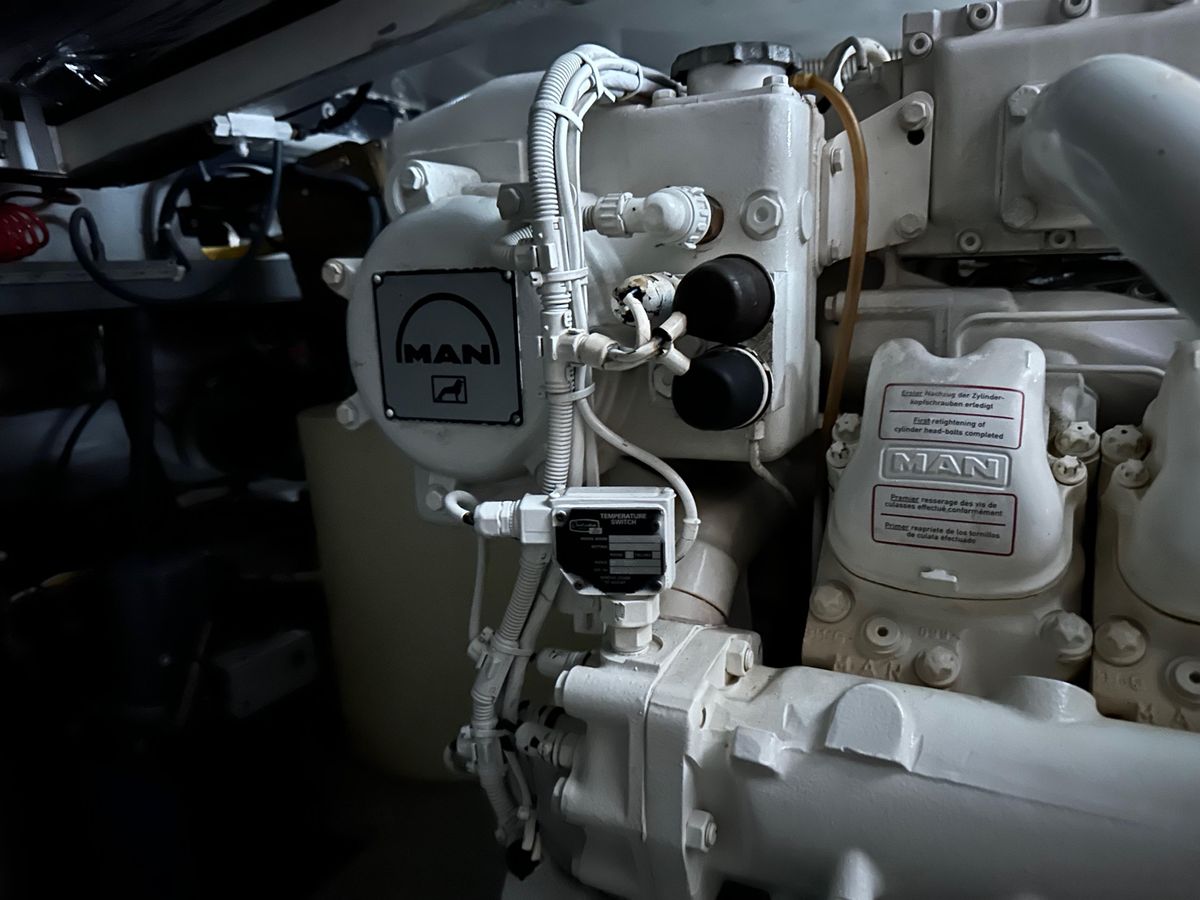 2000 Sunseeker 60 