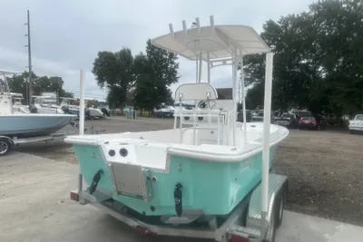 Piranha Casador B2200