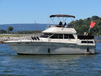 1982 Sea Ray 36AC