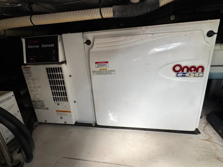 Last Mango Yacht Photos Pics Onan Marine Genset in 2007 Sea Ray 52 Sedan Bridge engine room.