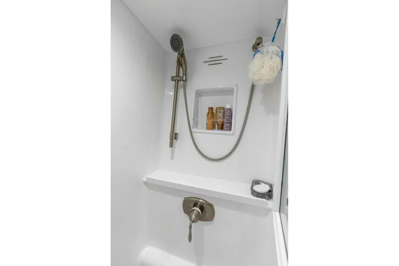 Pipe Dream Yacht Photos Pics 2022 Viking 68 Enclosed Bridge- PIPE DREAM- Master Head