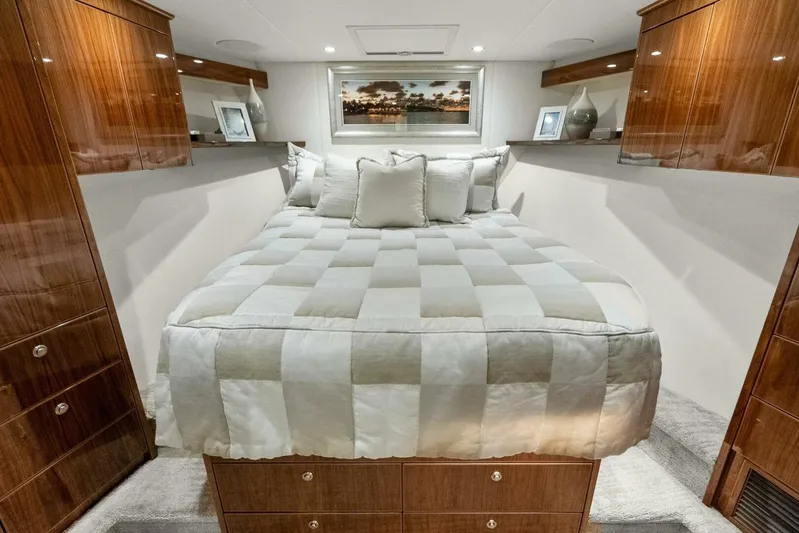 Pipe Dream Yacht Photos Pics 2022 Viking 68 Enclosed Bridge- PIPE DREAM- Forward Stateroom