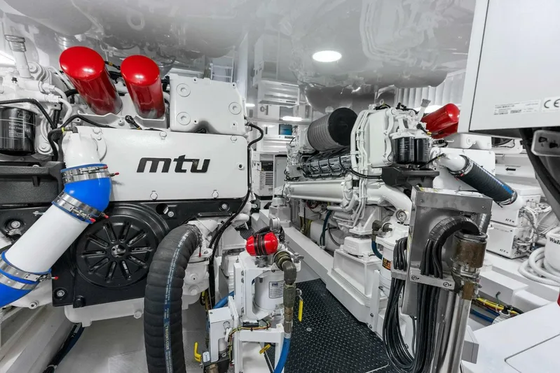 Pipe Dream Yacht Photos Pics 2022 Viking 68 Enclosed Bridge- PIPE DREAM- Engine Room