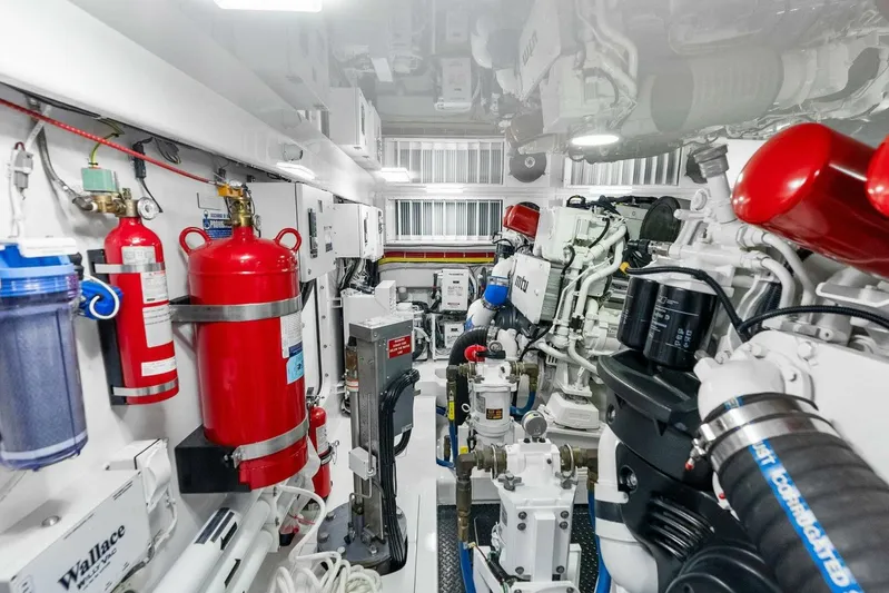 Pipe Dream Yacht Photos Pics 2022 Viking 68 Enclosed Bridge- PIPE DREAM- Engine Room