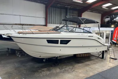 2025 Quicksilver Activ 805 Cruiser