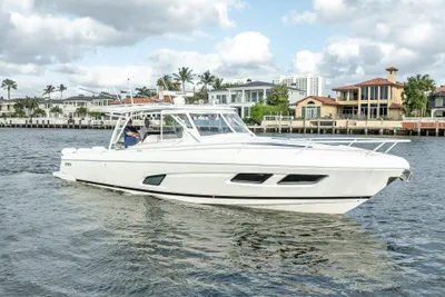 Intrepid 409 Valor
