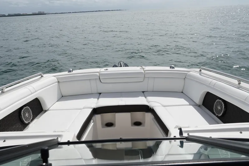 Yacht Photos Pics 2018 Sea Ray SDX 290 boat with spacious seating on open water.