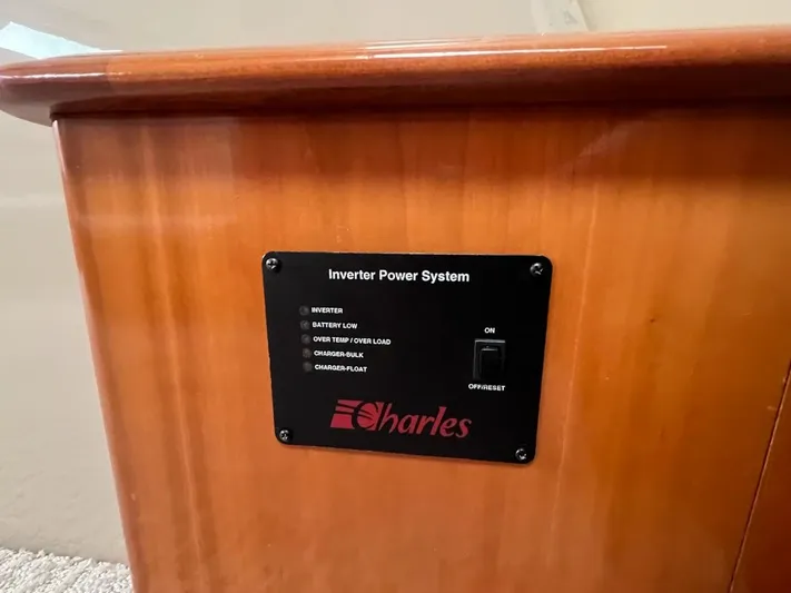 Roweboat Yacht Photos Pics Inverter power system panel on 2006 Carver 56 Voyager yacht.