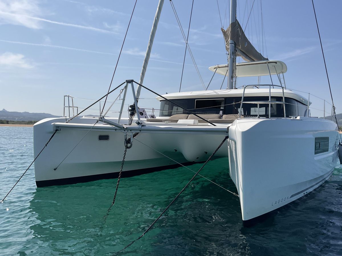 2021 Lagoon 45 