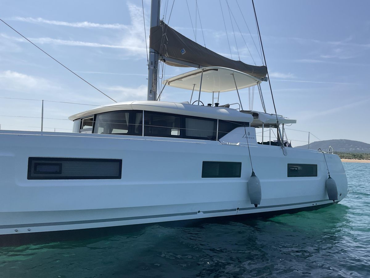 2021 Lagoon 45 