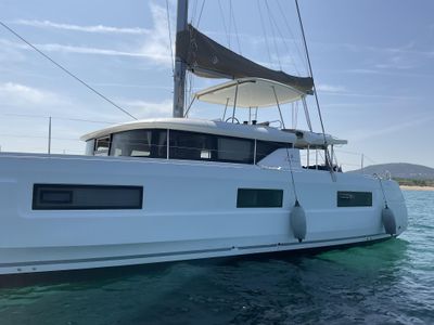 Yacht