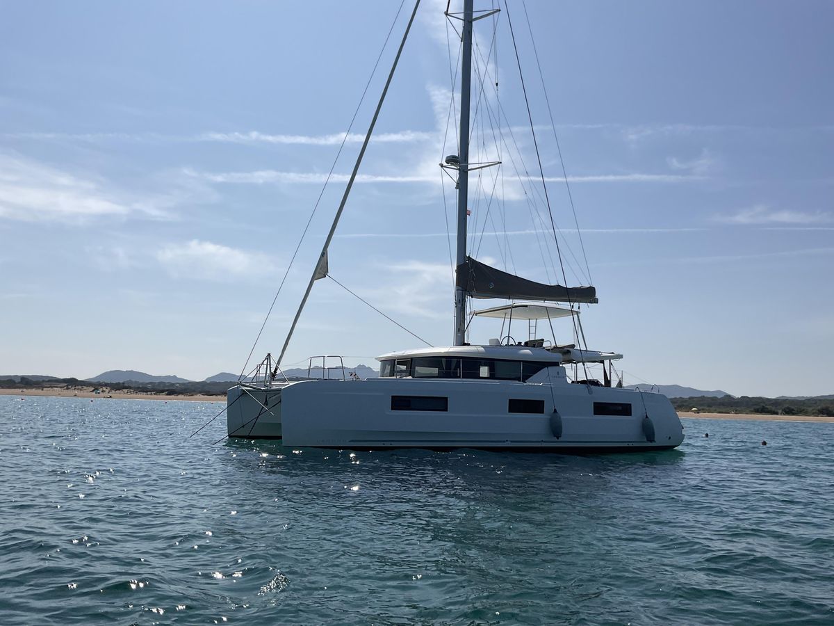 2021 Lagoon 45 