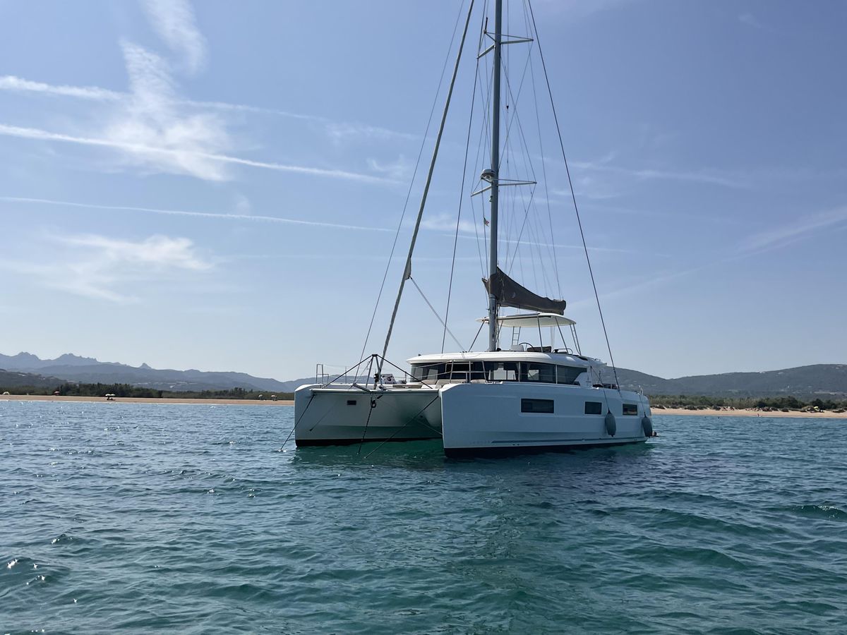2021 Lagoon 45 