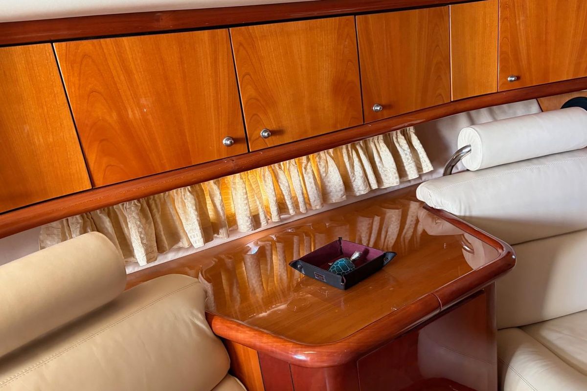 2004 Sunseeker 48