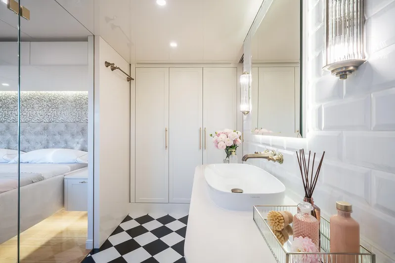  Yacht Photos Pics Luxurious bathroom on 2026 Sunreef 100 Power yacht with elegant decor and modern fixtures.