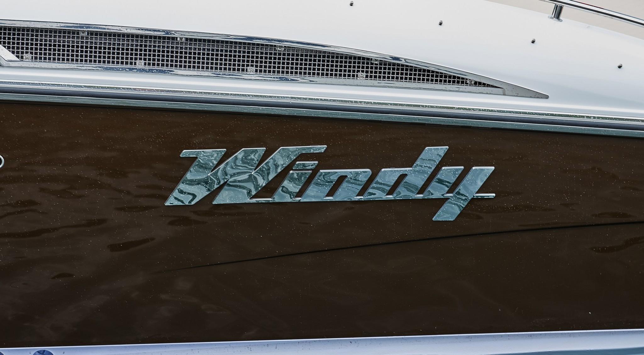 2023 Windy 32 Grand Zonda RS